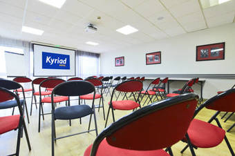 Hotel Kyriad Rouen-nord ~ Mont-st-aignan