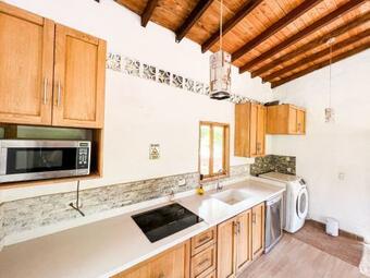 Aparthotel Los Lagos De Jas�