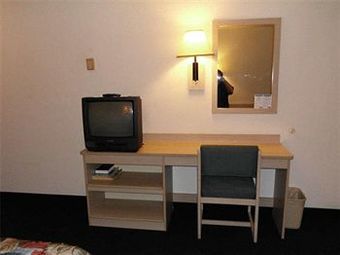 Motel New Philadelphia Inn