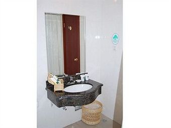 Greentree Inn Jiujiang Railway Station Business Hotel