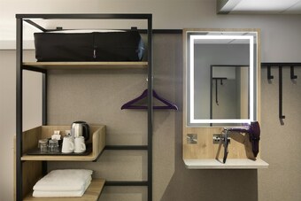 Hotel Premier Inn Cardiff West