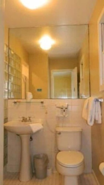 Hotel 380 Inn