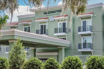 Hotel Oaks On The River