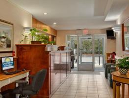 Hotel Days Inn & Suites Groton