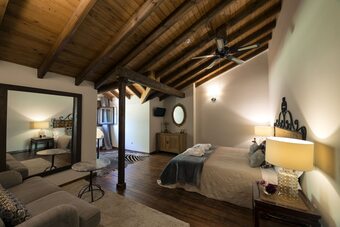 Hotel La Casona De Valfr�o