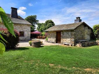 Les Hirondelles En Fagne Fleurie