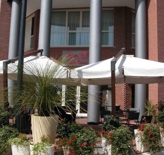 Tat� Hotel