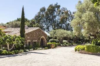 Bed & Breakfast Domaine Les M�sanges