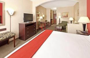 Holiday Inn Express Hotel & Suites Harrison