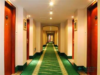 Greentree Inn Wenshang Baoxiang Temple Express Hotel