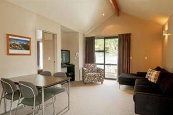 Alpine Glacier Motel