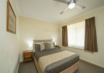 Hotel Clare Country Club