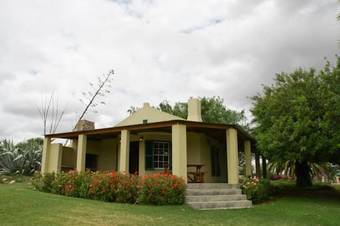 Hostal De Denne Guest House