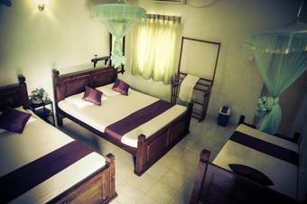 Hostal Sadula Holiday Resort - Anuradhapura
