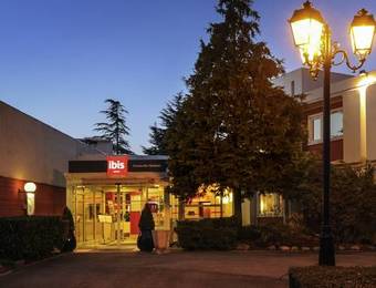 Hotel Ibis Charleville Mezi�res