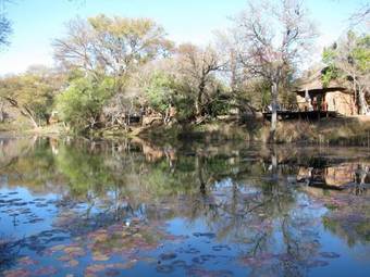 Zenzele River Lodge