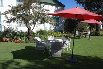 Hotel Green Lantern Inn