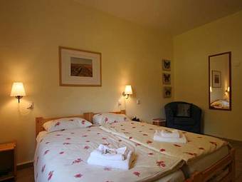 Kibbutz Mizra Country Lodging