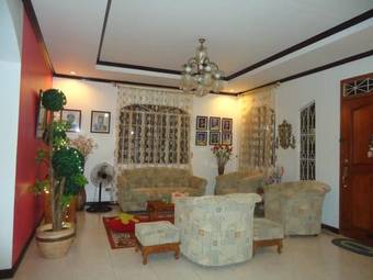 Donsol Aguluz Homestay