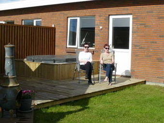 Hotel Guesthouse Bjarney