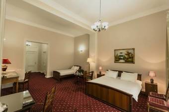 Konstantin Hotel