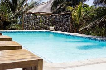 Hotel Barra Beach Club