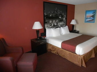 Hotel Guesthouse Inn & Suites St. Joseph