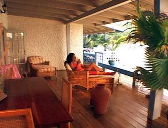 Bequia Beachfront Villa Hotel