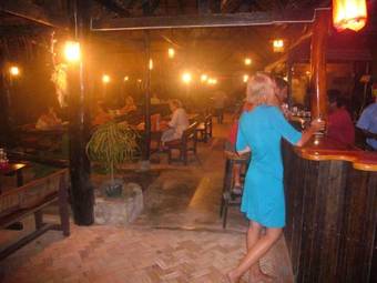 Hostal Joy Bungalow Resort And Restaurant