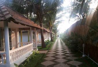 Hotel Morjim Bay Beach Resort