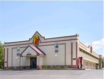 Motel America's Best Inn Scottsburg (formerly Super 8 Scottsburg)