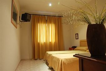 Hostal Le�n