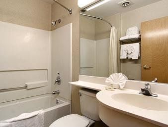 Hotel Microtel Inn & Suites By Wyndham West Chester