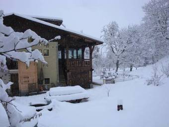 Bed & Breakfast Chambres D'h�tes Chalet De La Source