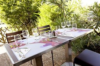 Hotel Campanile Laval Ouest