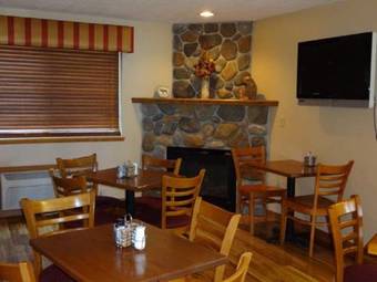 Posada Seasons Motel