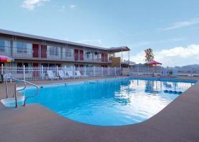 Hotel Quality Inn Huntingburg