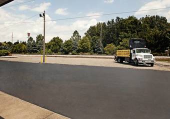 Hotel 77 Inn & Grill