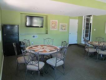 Hotel Byrncliff Resort & Conference Center