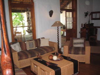 Hostal Old Thatch Lodge