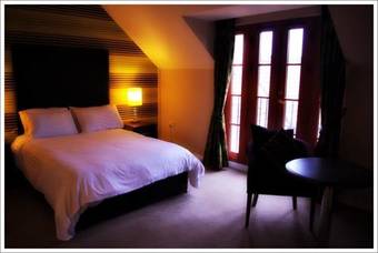 Hostal Beancross Restaurant And Hotel