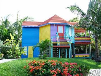 Hotel Compass Point Beach Resort