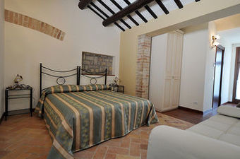 Hostal Residenza Scorcio Sul Mare