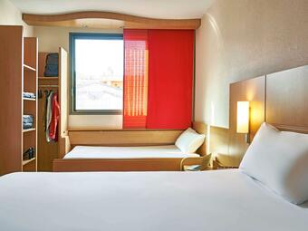 Hotel Ibis Barcelona Centro (sagrada Familia)