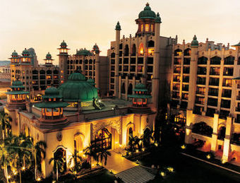 Hotel Palace Of The Golden Horses