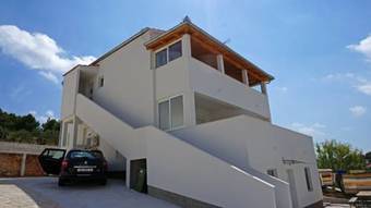 Apartments Zeba