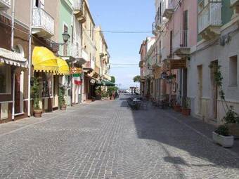 Hotel Guardia Dei Mori