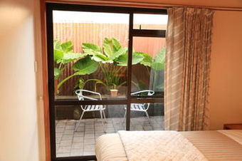 Papakura Motor Lodge & Motel