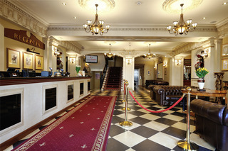 Hotel Diament Arsenal Palace Katowice - Chorz�w