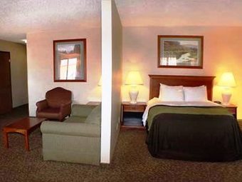 Hotel Comfort Inn At Buffalo Bill Village Resort